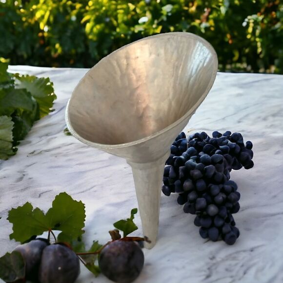 Jean Goardere Pewter Wine Funnel Aerator Etain Fait Main MCM Hammered France Vtg - Picture 1 of 12